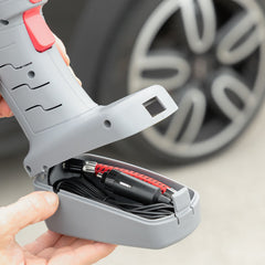 Sockelfach des Airpro+ Kompressors für Kabel und Zubehör