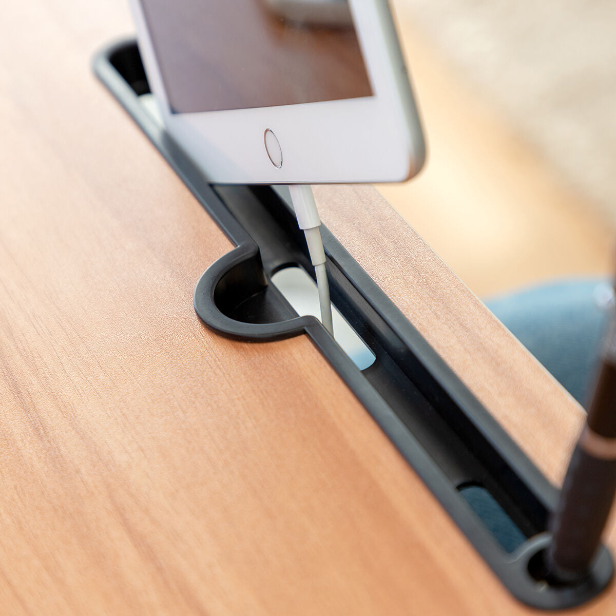 Set Klapptisch Beistelltisch & Lesekissen mit Armlehnen InnovaGoods – Produktansicht 8